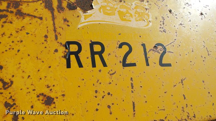 image for item DB9346 1984 John Deere 770A motor grader