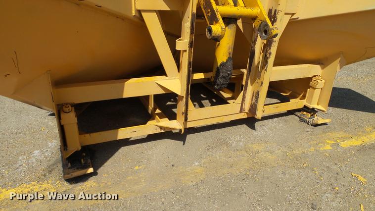 image for item DB9346 1984 John Deere 770A motor grader