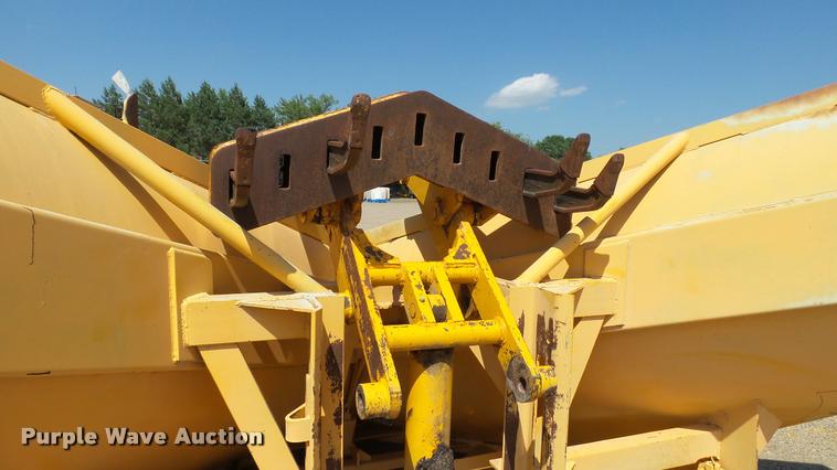 image for item DB9346 1984 John Deere 770A motor grader