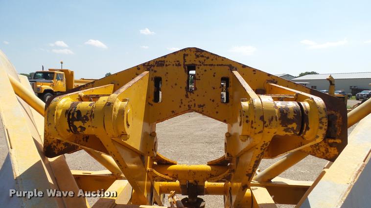 image for item DB9346 1984 John Deere 770A motor grader