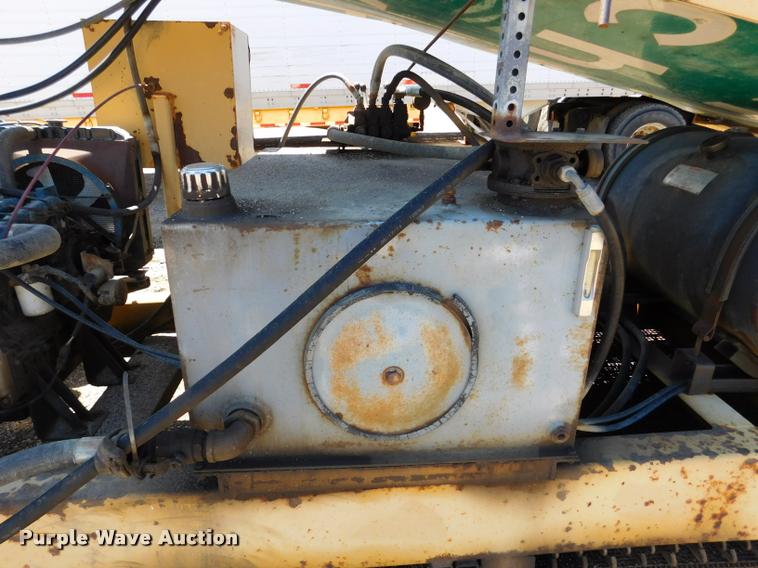 image for item DB9423 2001 Kolman 101 screen