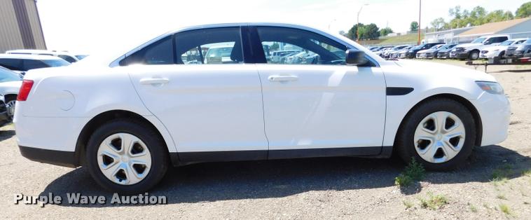 image for item DB9424 2013 Ford Taurus Police