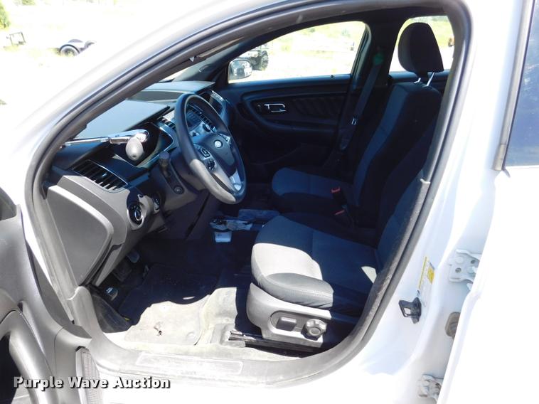 image for item DB9424 2013 Ford Taurus Police