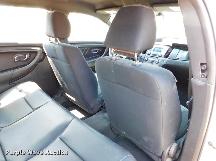 image for item DB9424 2013 Ford Taurus Police