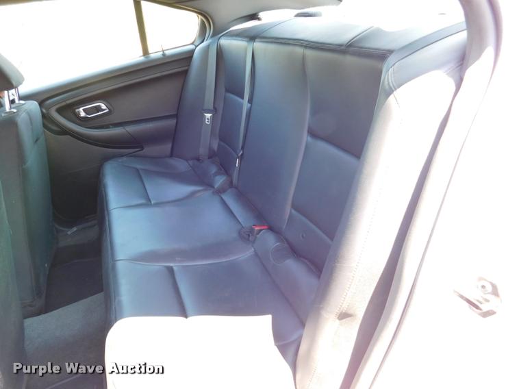 image for item DB9424 2013 Ford Taurus Police