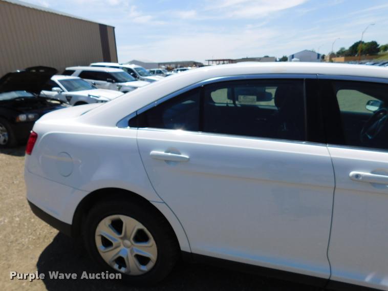 image for item DB9424 2013 Ford Taurus Police