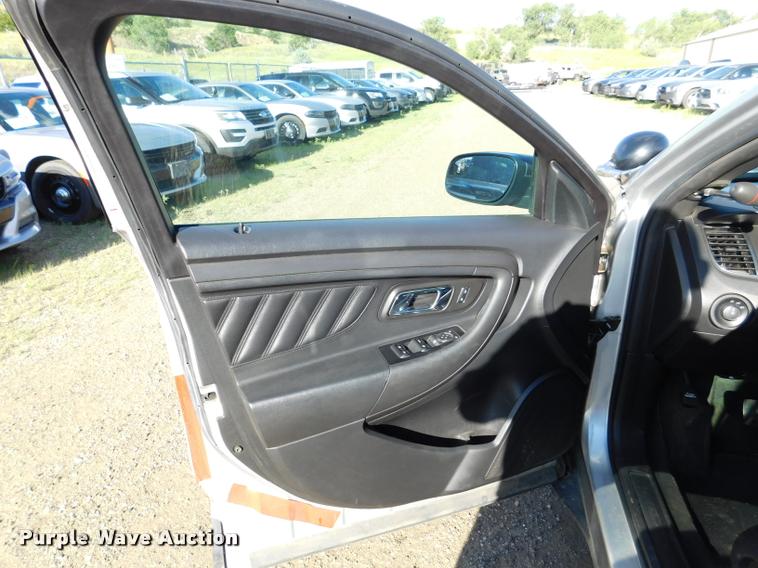 image for item DB9428 2013 Ford Taurus Police