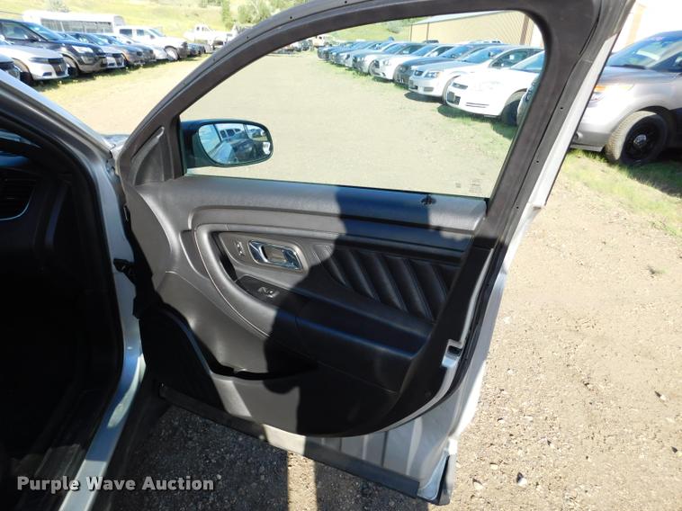 image for item DB9428 2013 Ford Taurus Police