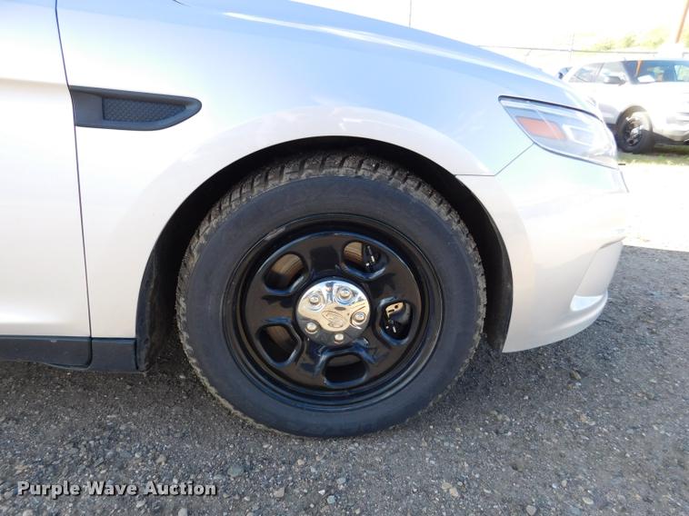 image for item DB9428 2013 Ford Taurus Police