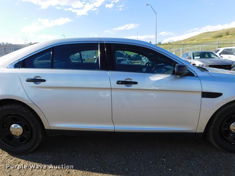 image for item DB9428 2013 Ford Taurus Police