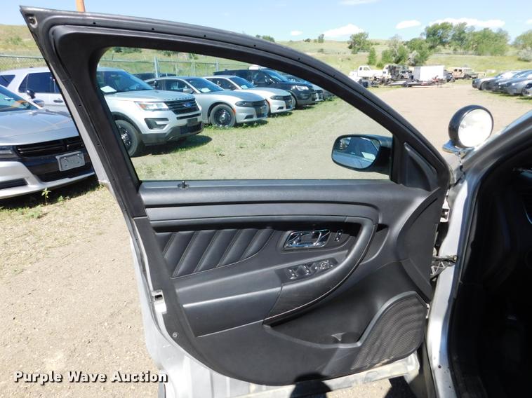 image for item DB9432 2013 Ford Taurus Police