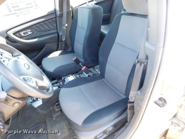 image for item DB9432 2013 Ford Taurus Police