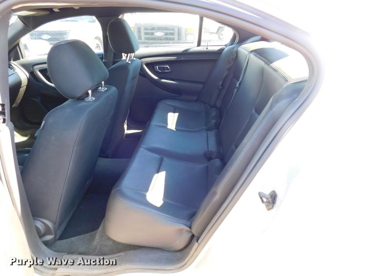 image for item DB9432 2013 Ford Taurus Police