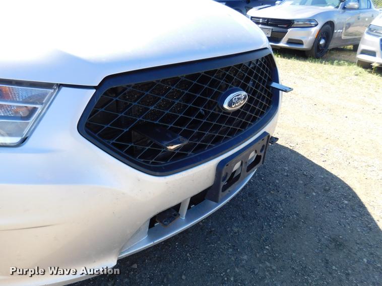 image for item DB9432 2013 Ford Taurus Police