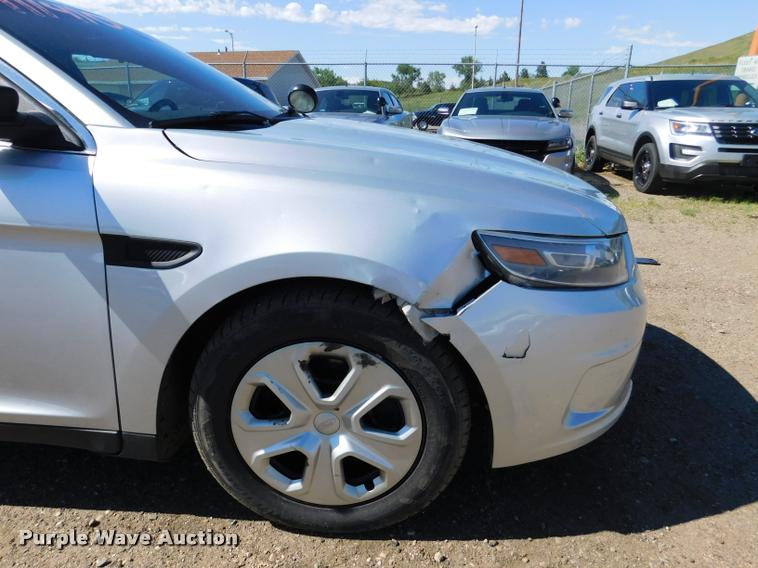image for item DB9432 2013 Ford Taurus Police