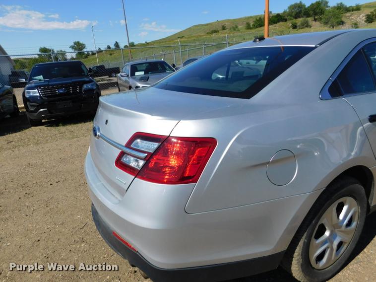 image for item DB9432 2013 Ford Taurus Police