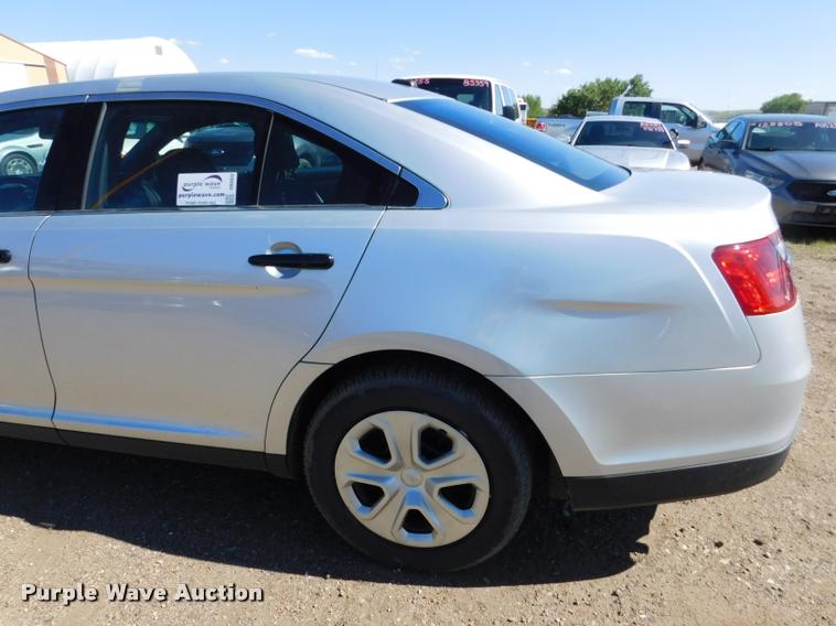 image for item DB9432 2013 Ford Taurus Police