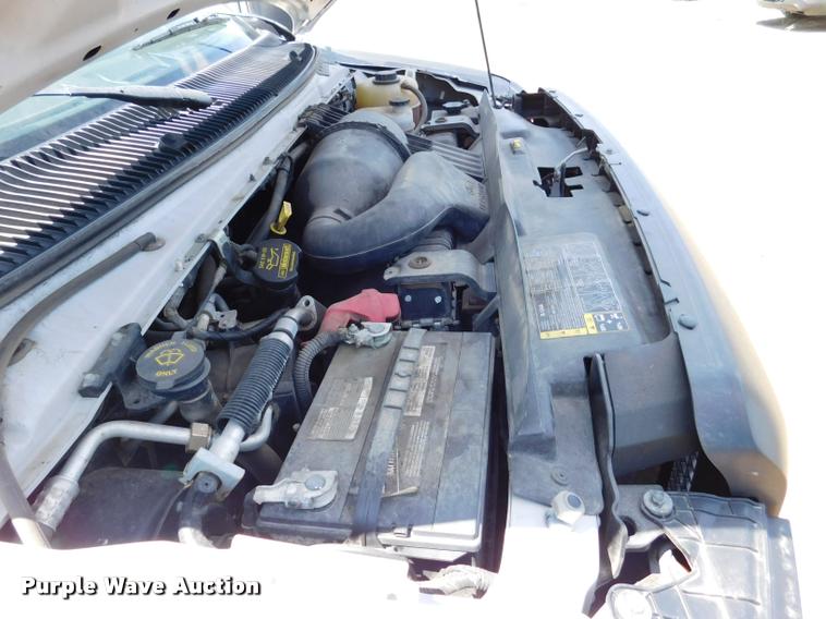 image for item DB9438 2010 Ford E350 Super Duty XL Extended van