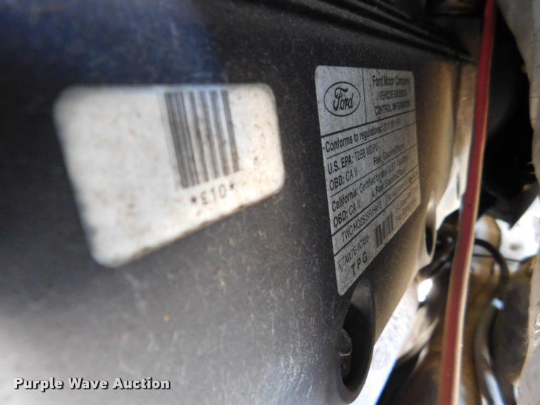 image for item DB9438 2010 Ford E350 Super Duty XL Extended van