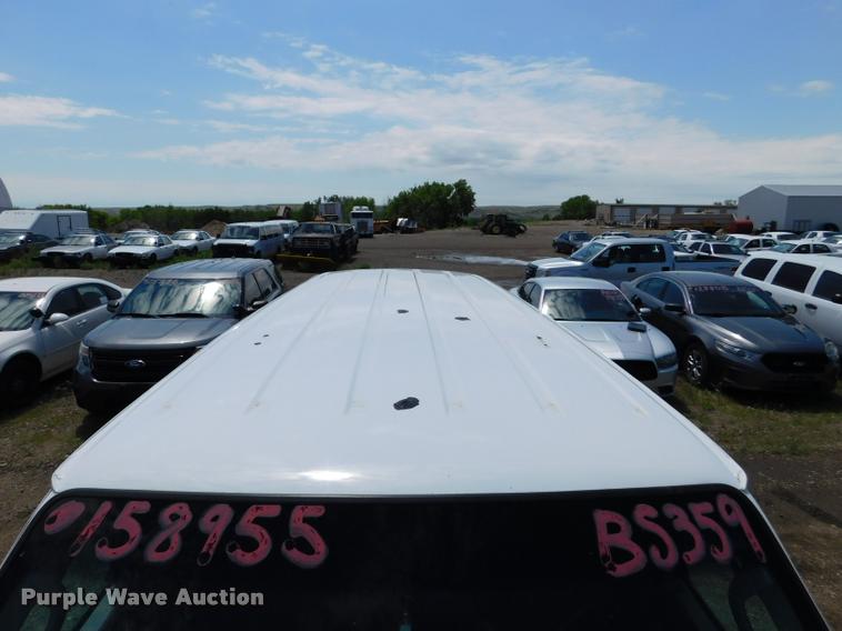 image for item DB9438 2010 Ford E350 Super Duty XL Extended van