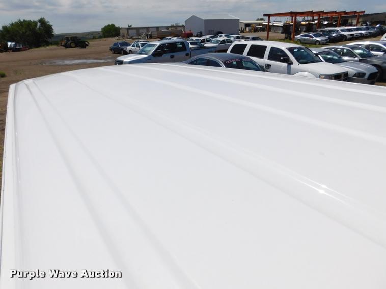 image for item DB9438 2010 Ford E350 Super Duty XL Extended van