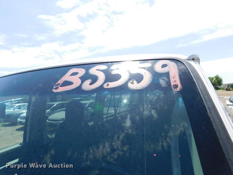 image for item DB9438 2010 Ford E350 Super Duty XL Extended van