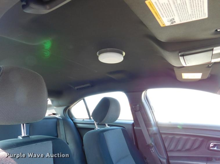 image for item DB9442 2013 Ford Taurus Police