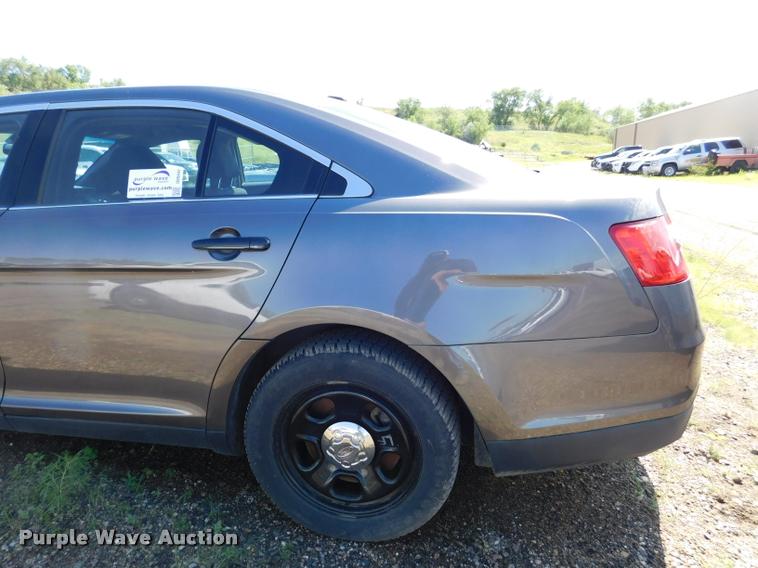 image for item DB9442 2013 Ford Taurus Police