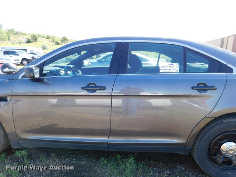 image for item DB9442 2013 Ford Taurus Police
