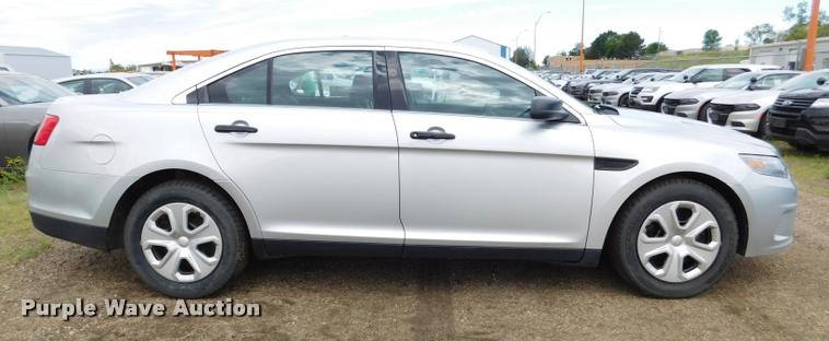 image for item DB9445 2013 Ford Taurus Police