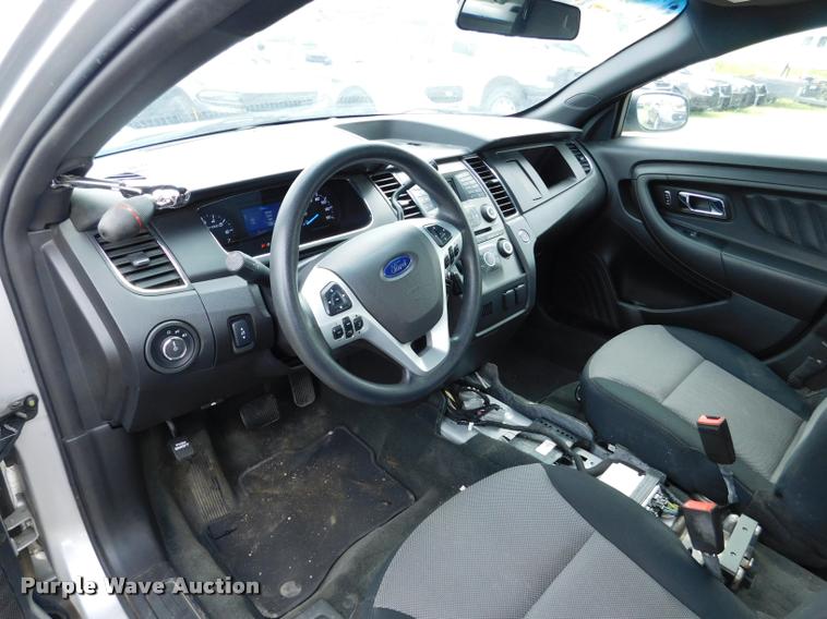 image for item DB9445 2013 Ford Taurus Police