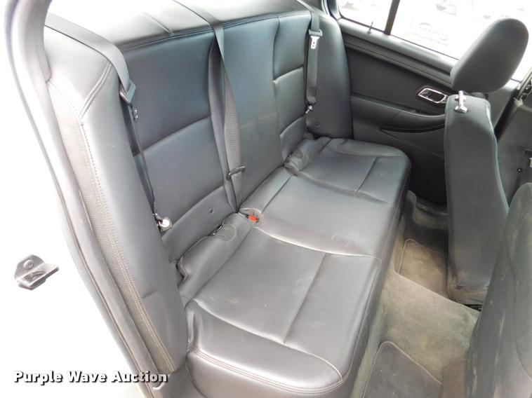 image for item DB9445 2013 Ford Taurus Police