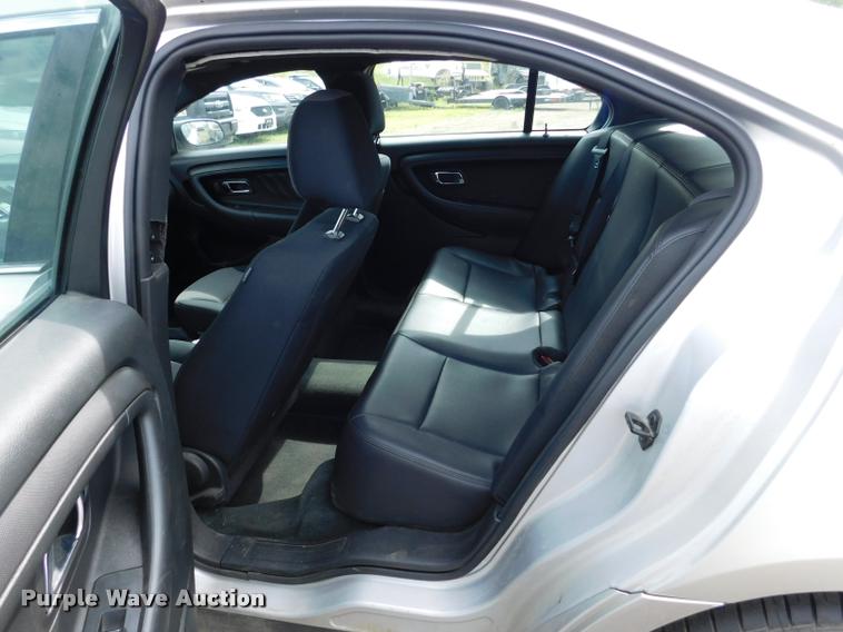 image for item DB9445 2013 Ford Taurus Police