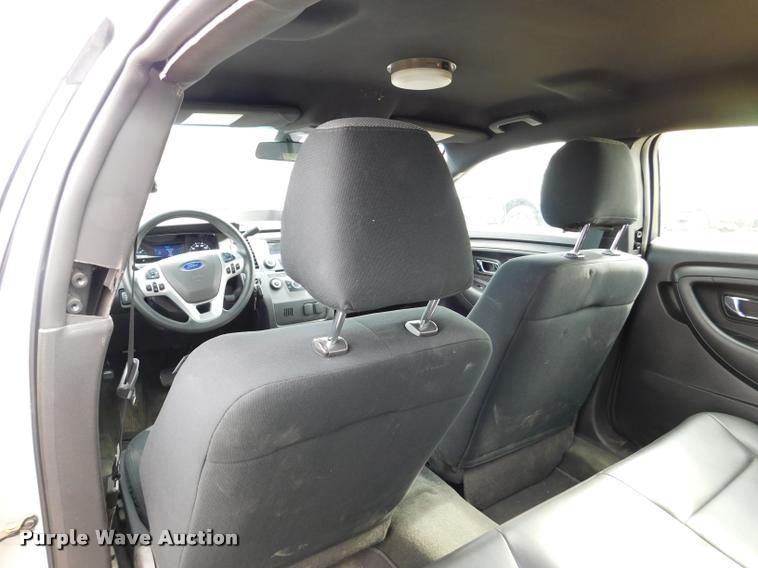 image for item DB9445 2013 Ford Taurus Police