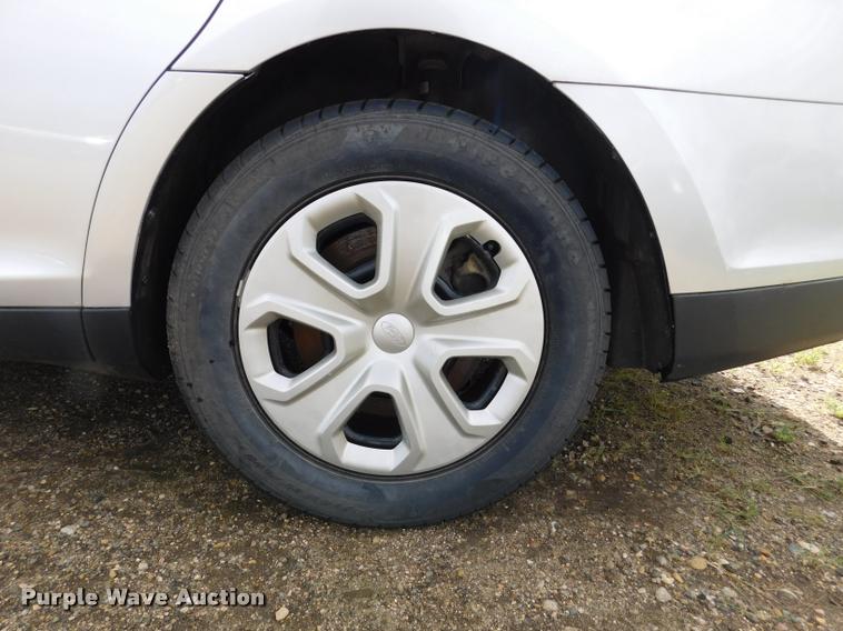 image for item DB9445 2013 Ford Taurus Police