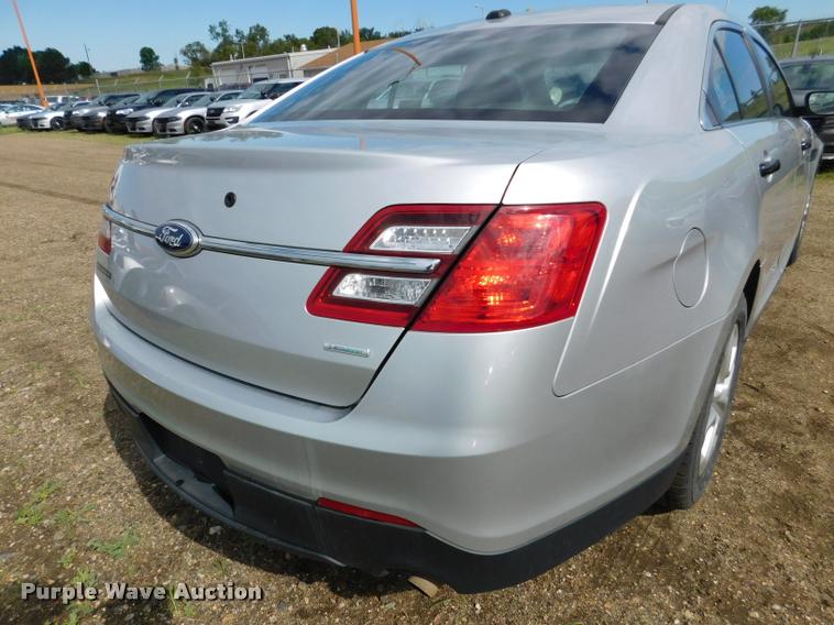 image for item DB9445 2013 Ford Taurus Police