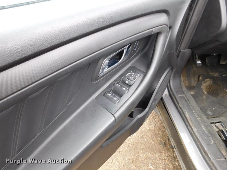 image for item DB9446 2013 Ford Taurus Police