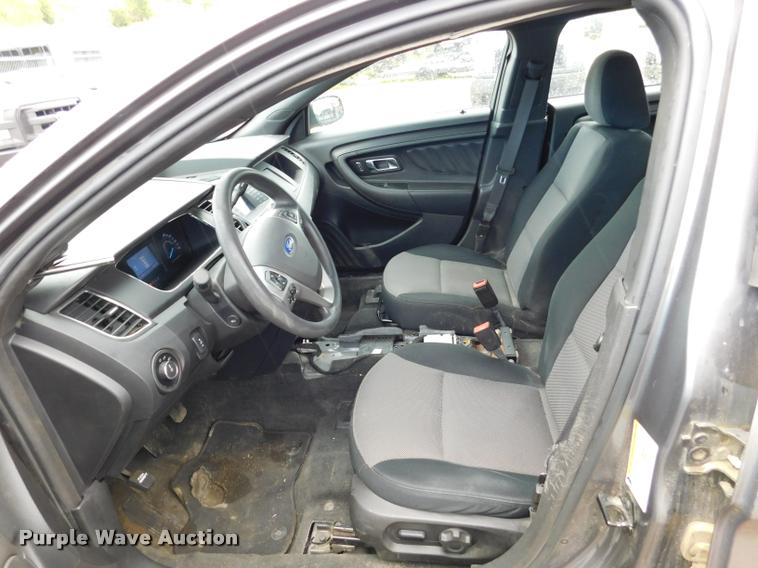image for item DB9446 2013 Ford Taurus Police