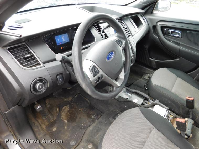 image for item DB9446 2013 Ford Taurus Police