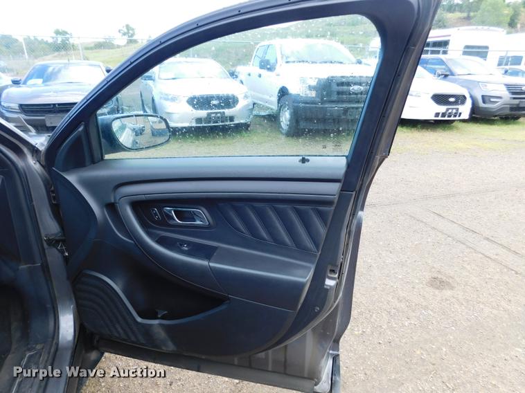 image for item DB9446 2013 Ford Taurus Police