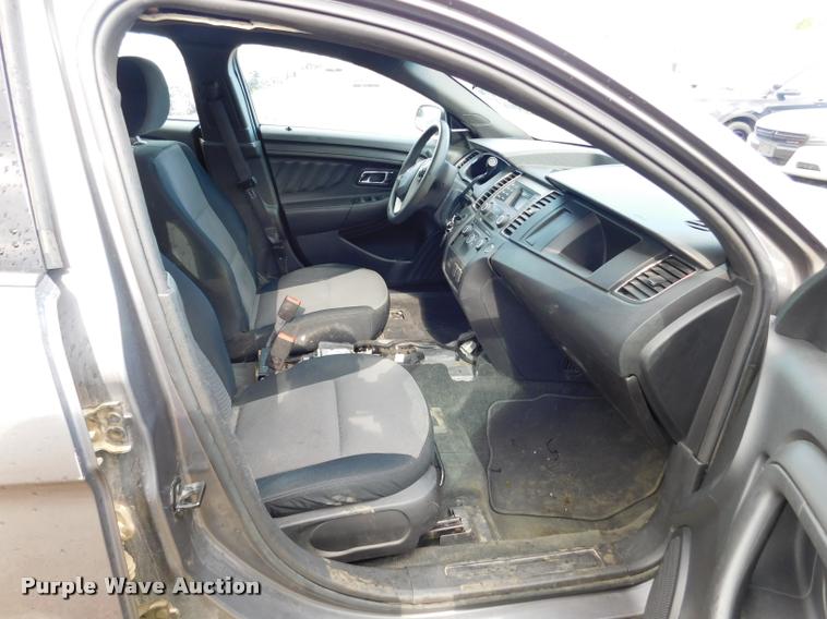 image for item DB9446 2013 Ford Taurus Police
