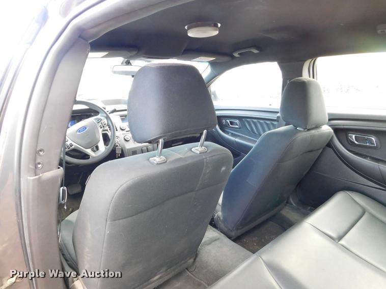 image for item DB9446 2013 Ford Taurus Police