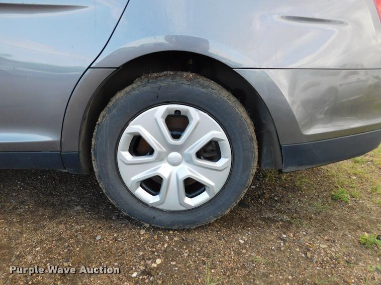 image for item DB9446 2013 Ford Taurus Police