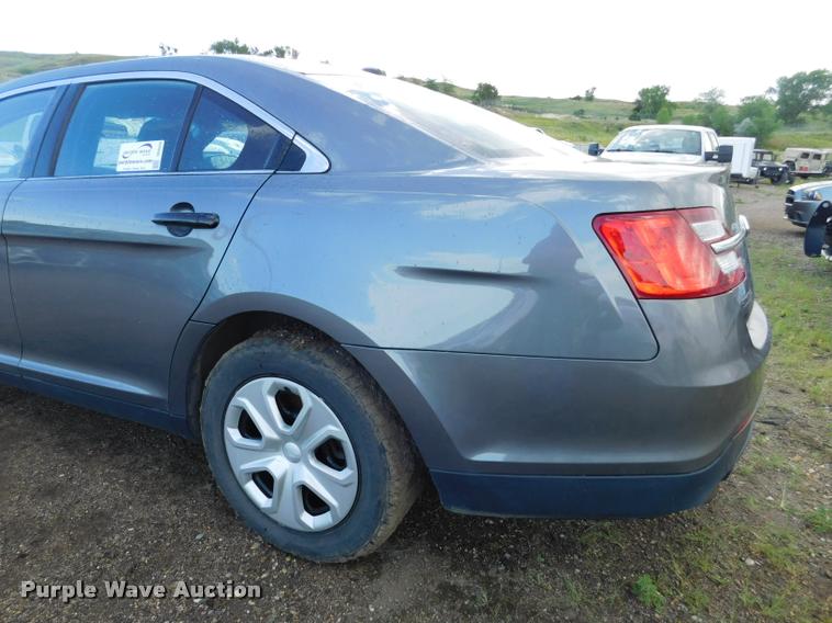 image for item DB9446 2013 Ford Taurus Police