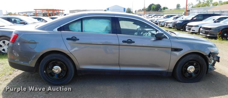 image for item DB9447 2013 Ford Taurus Police