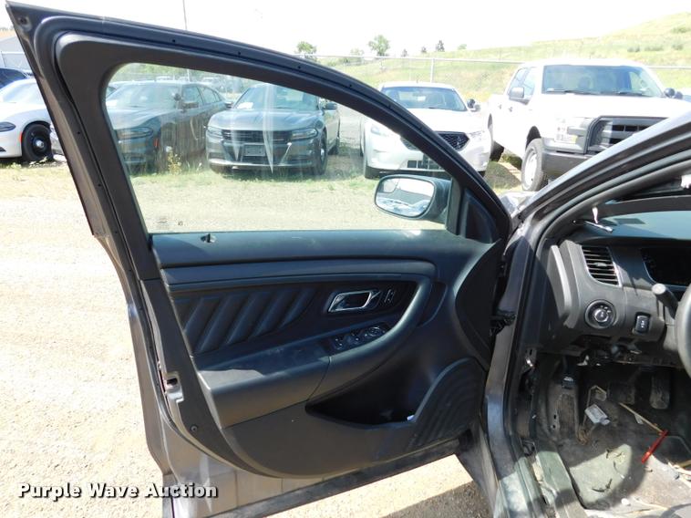 image for item DB9447 2013 Ford Taurus Police