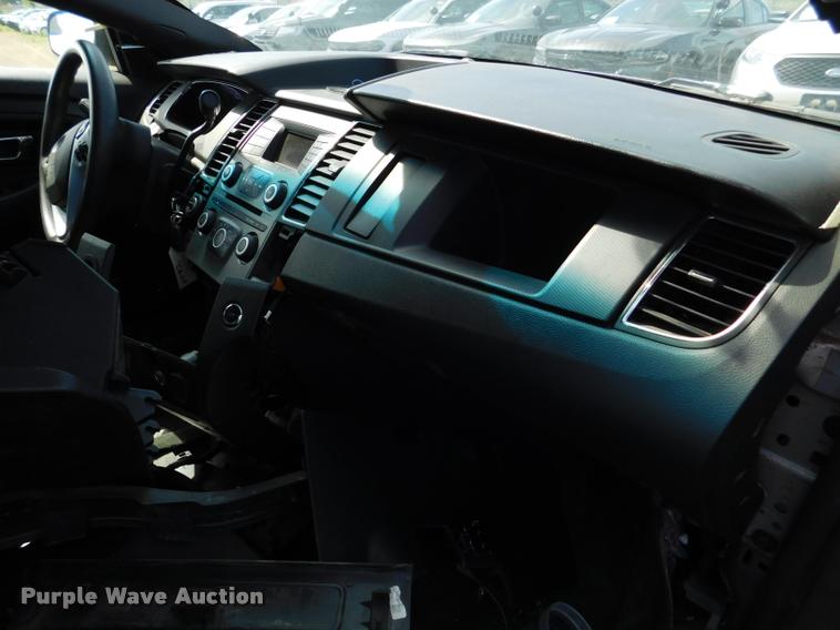image for item DB9447 2013 Ford Taurus Police