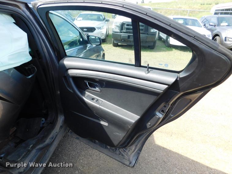 image for item DB9447 2013 Ford Taurus Police