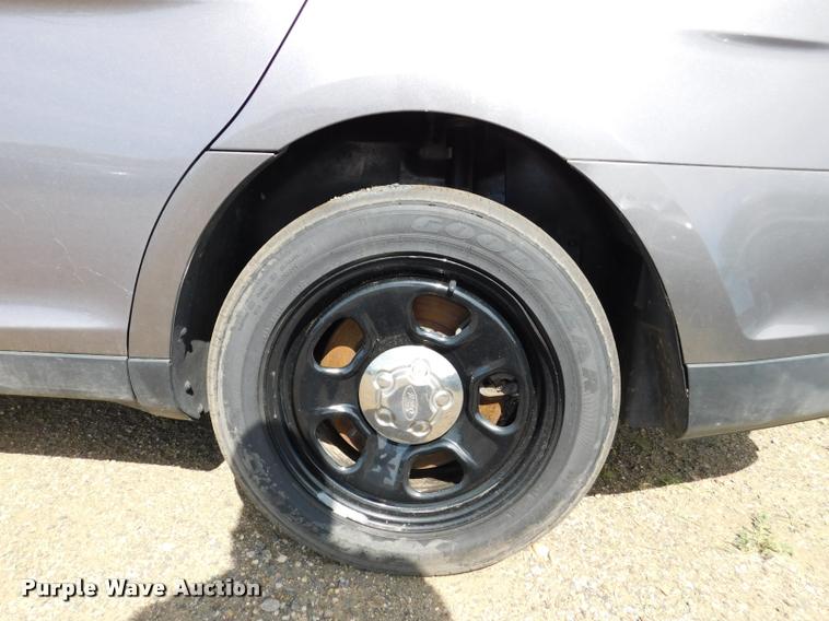 image for item DB9447 2013 Ford Taurus Police