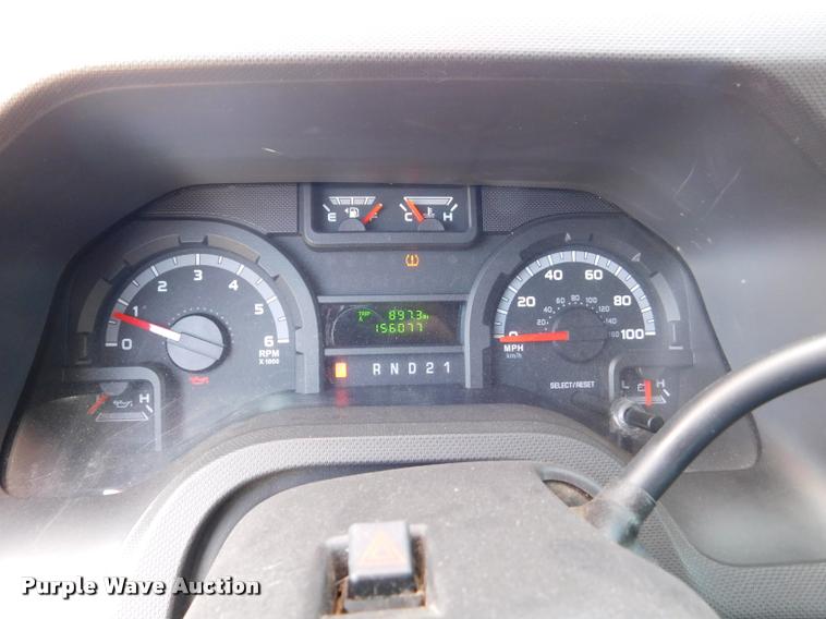 image for item DB9450 2009 Ford E350 Super Duty XL Extended van